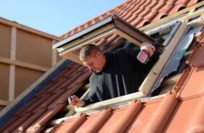 Pose de fenêtres de toit Velux à Eymeux